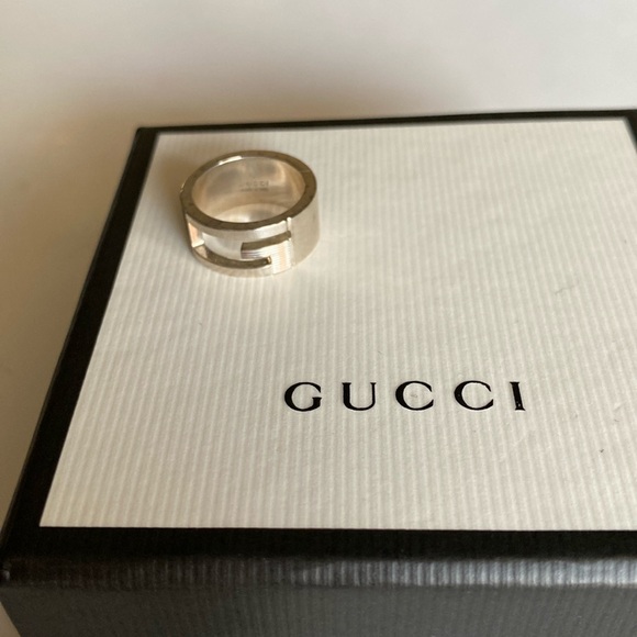 Authentic Gucci Icon Silver Pinkie Ring - Picture 3 of 7